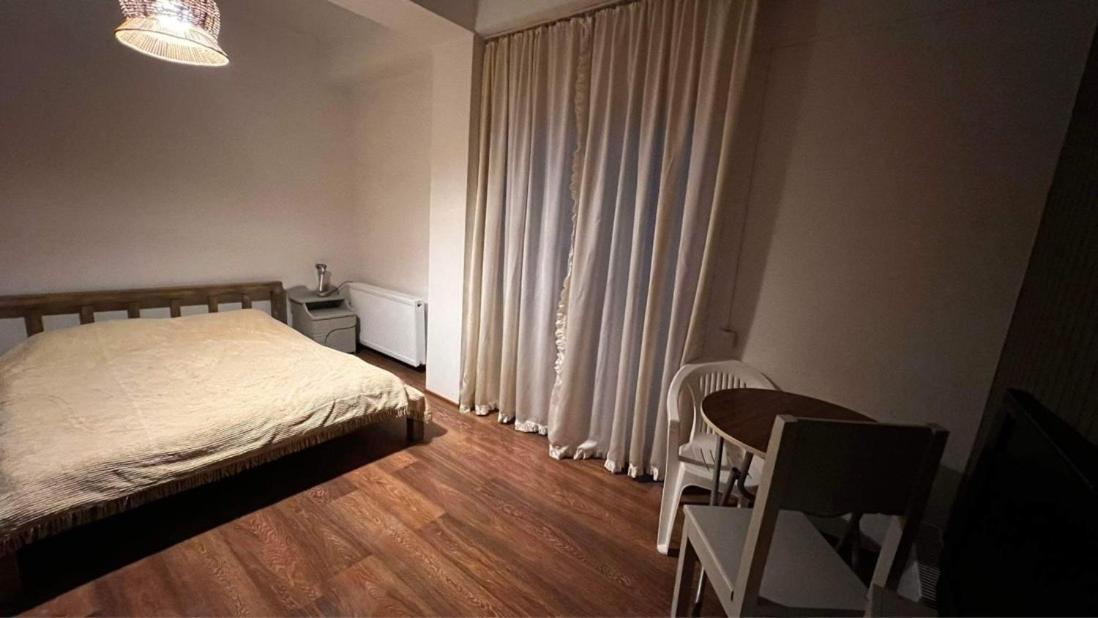 Hotel Mgzavrebi Bakuriani Esterno foto