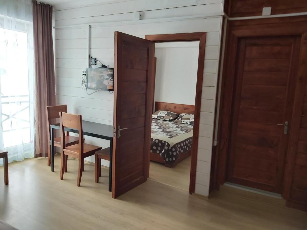 Hotel Mgzavrebi Bakuriani Esterno foto